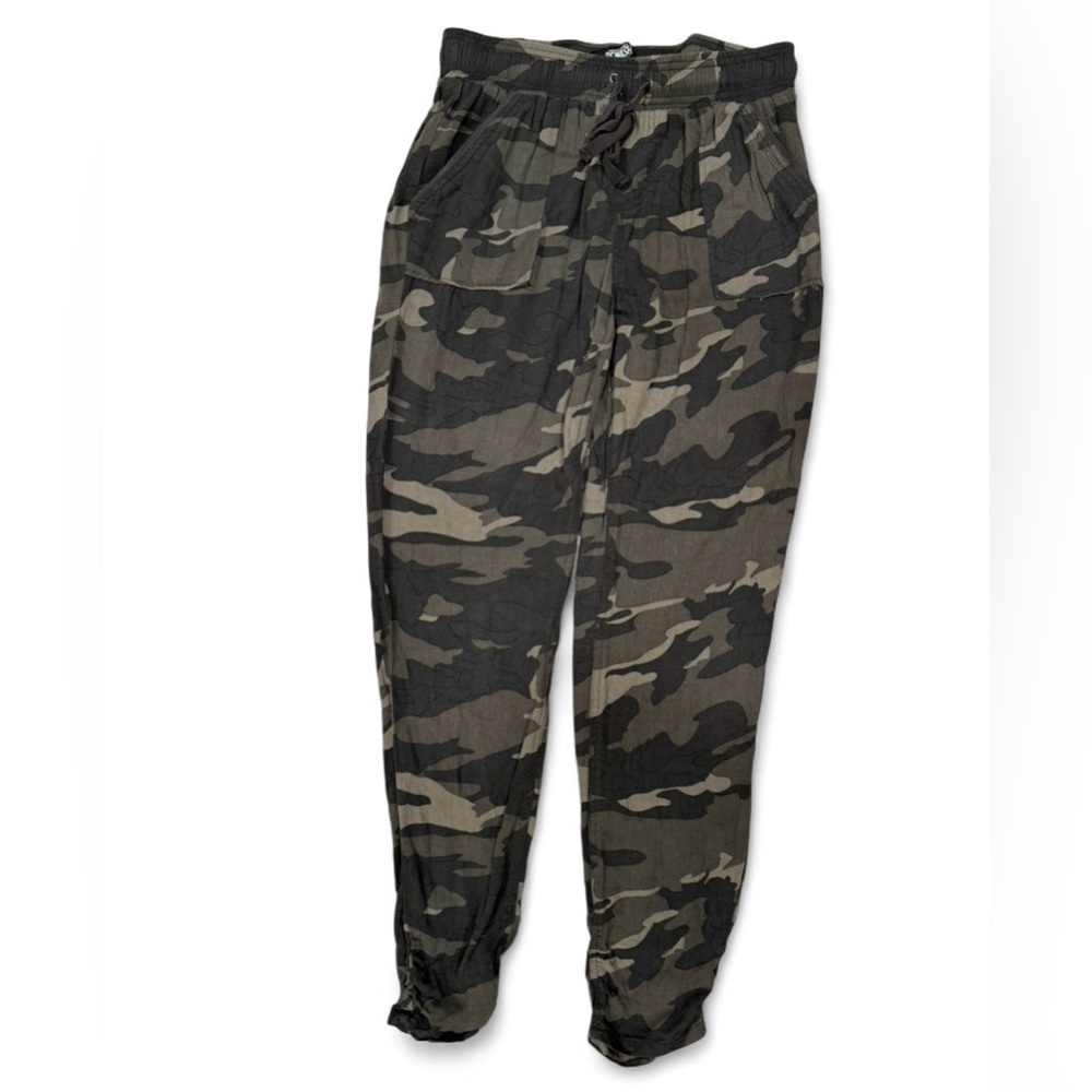 Rewash Women's Camouflage Jogger Pants - Olive & Black